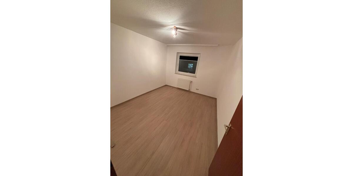 Etagenwohnung Braunschweig Südstadt- Rautheim- Mascherode - 3 Zimmer, 85 m&sup2;, 349&euro; | Angebot:27614065
