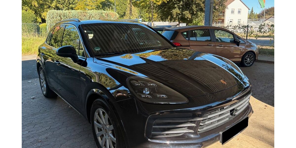 Porsche Cayenne 82.016 km 59.990 &euro; Königslutter 38154