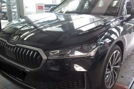 Skoda Superb 45.700 km 38.990 &euro; Wolfsburg 38440