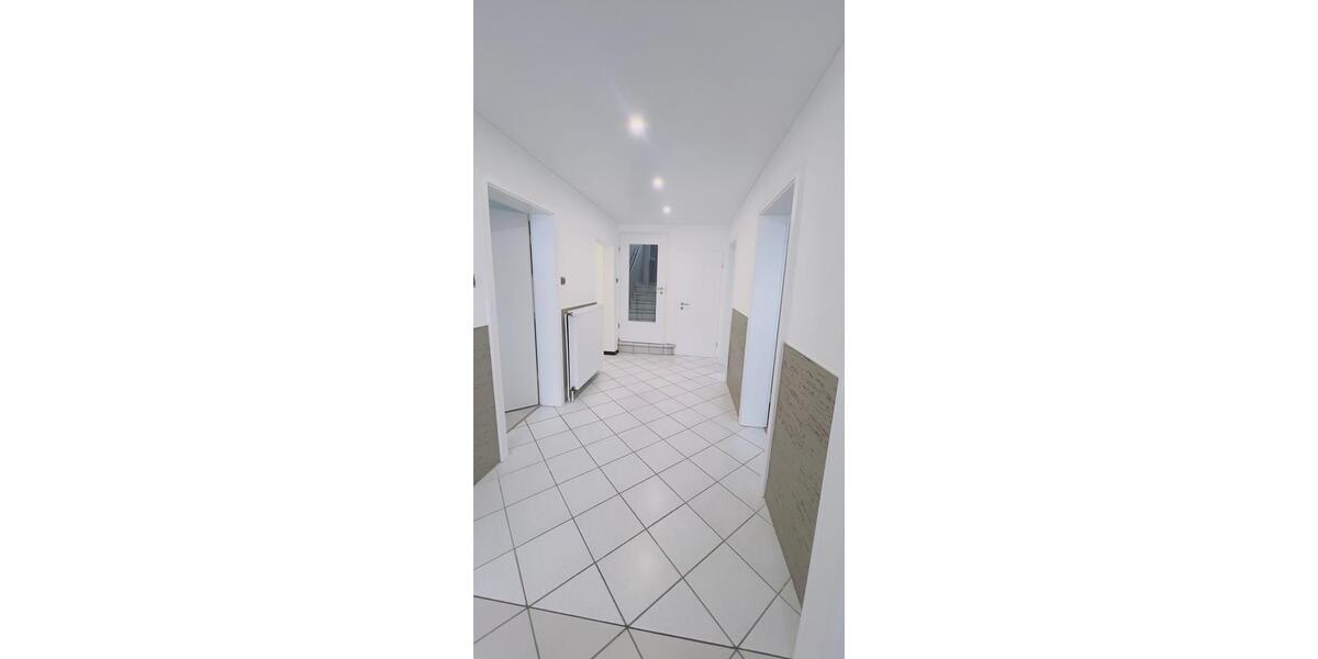 Etagenwohnung Edemissen - 2 Zimmer, 75 m&sup2;, 900&euro; | Angebot:26226914