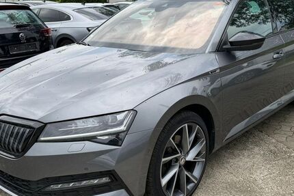 Skoda Superb 221.058 km 14.990 &euro; Braunschweig 38122