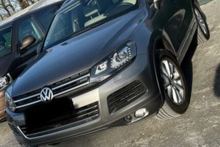 VW Touareg 270.600 km 13.700 &euro; Braunschweig 38114
