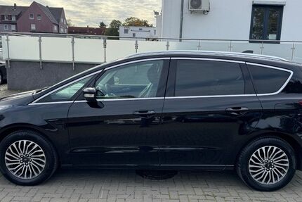 Ford S-Max 258.530 km 10.900 &euro; Salzgitter-Lebenstedt 38226