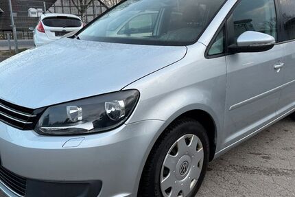 VW Touran 190.000 km 8.200 &euro; Lehre 38165