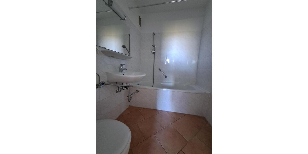 Etagenwohnung Wolfsburg - 2 Zimmer, 58 m&sup2;, 490&euro; | Angebot:26532323