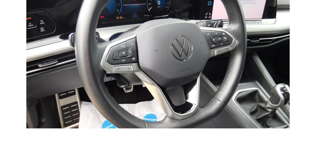 VW Golf III 1.0 Life Move TSI BMT Klima Navi Alu 59.100 km 17.390 &euro; Vordorf 38533