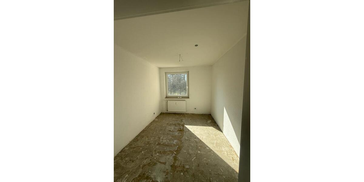 Etagenwohnung Braunschweig Timmerlah-Geitelde-Stiddien - 4 Zimmer, 95 m&sup2;, 800&euro; | Angebot:25945770