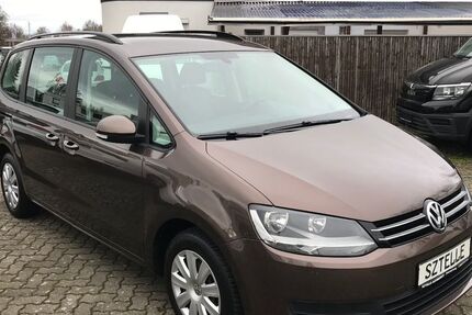 VW Sharan 208.261 km 6.999 &euro; Braunschweig 38110