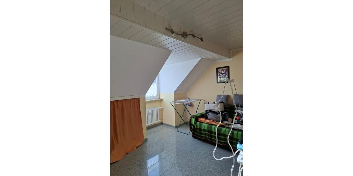 Dachgeschoßwohnung Wolfsburg Alt-Wolfsburg - 3 Zimmer, 61 m&sup2;, 540&euro; | Angebot:26455264