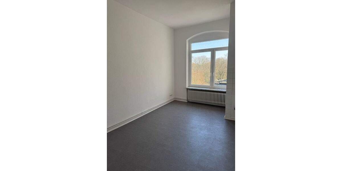 Etagenwohnung Braunschweig Lehndorf-Watenbüttel - 2 Zimmer, 80 m&sup2;, 900&euro; | Angebot:24622633
