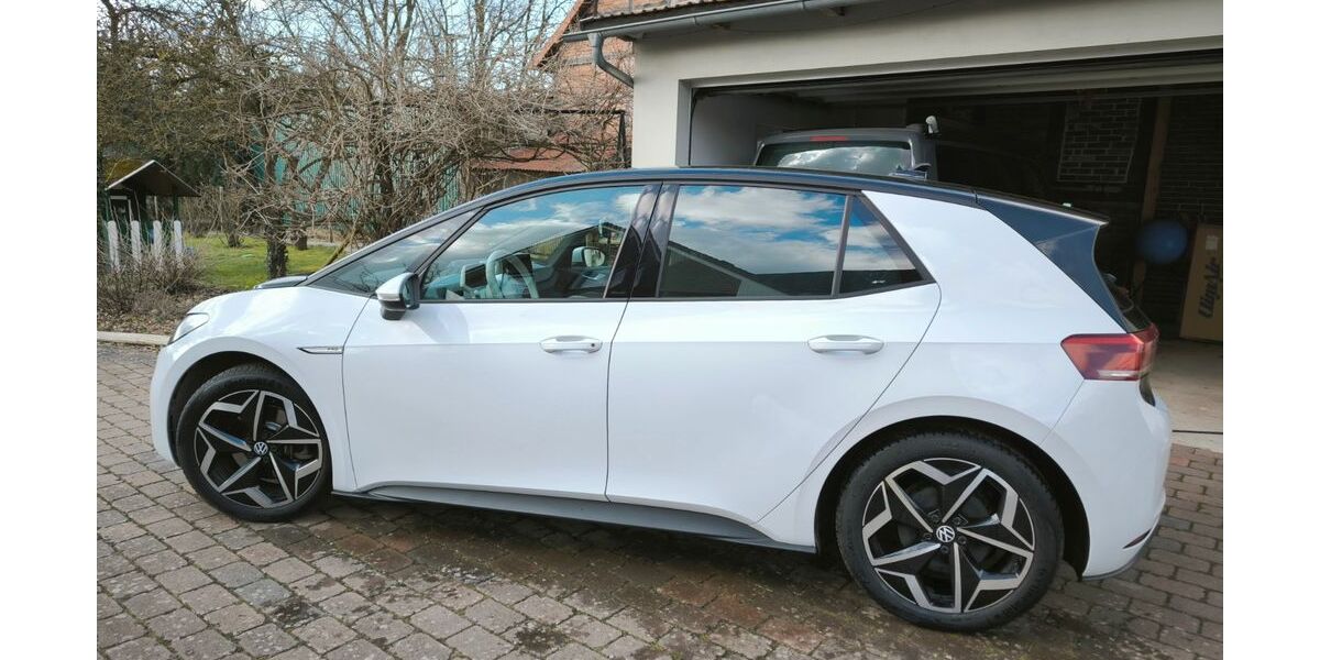 VW ID.3 30.000 km 22.800 &euro; Bokensdorf 38556