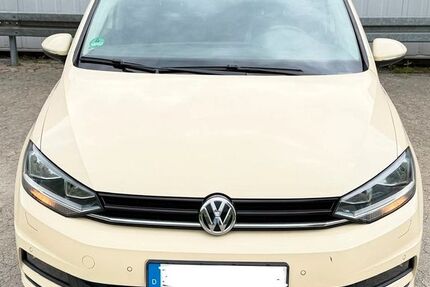 VW Touran 325.000 km 7.999 &euro; Braunschweig 38120