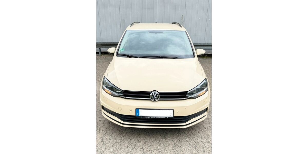VW Touran 325.000 km 7.999 &euro; Braunschweig 38120