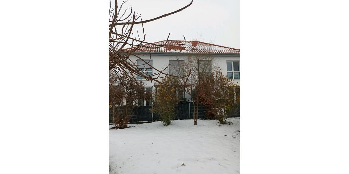 Doppelhaushälfte Wolfsburg Almke - 4 Zimmer, 140 m&sup2;, 1.400&euro; | Angebot:25018140