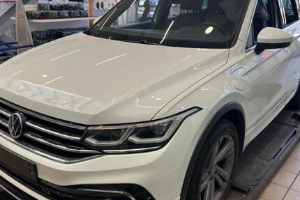 VW Tiguan 81.200 km 29.890 &euro; Braunschweig 38114