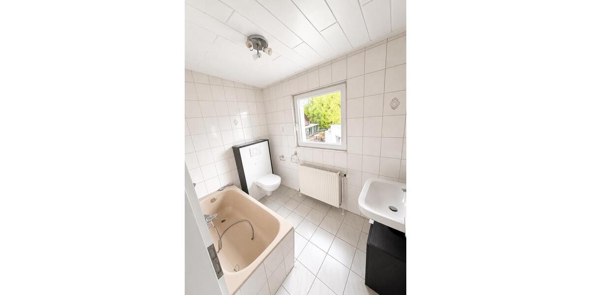 Terrassenwohnung Schwülper - 8 Zimmer, 192 m&sup2;, 1.550&euro; | Angebot:26537957