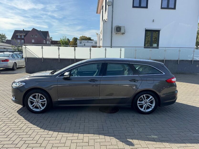 Ford Mondeo 212.414 km 8.250 € Salzgitter-Lebenstedt 38226