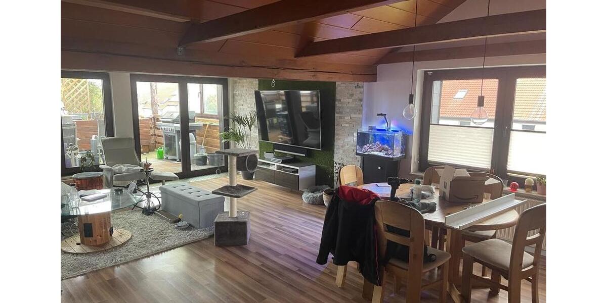 Dachgeschoßwohnung Vechelde - 3 Zimmer, 90 m&sup2;, 189.000&euro; | Angebot:24523899