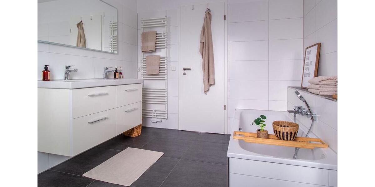Dachgeschoßwohnung Wolfsburg Ehmen - 3 Zimmer, 114 m&sup2;, 1.750&euro; | Angebot:26655641
