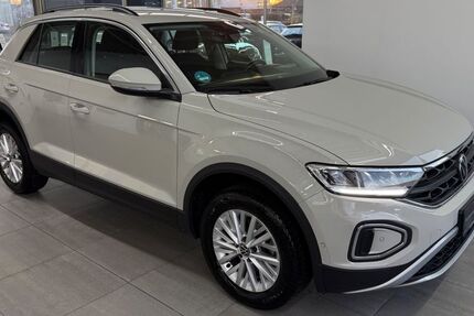 VW T-Roc 35.000 km 22.990 € Braunschweig 38116