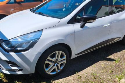 Renault Clio 79.000 km 8.000 &euro; Kissenbrück 38324