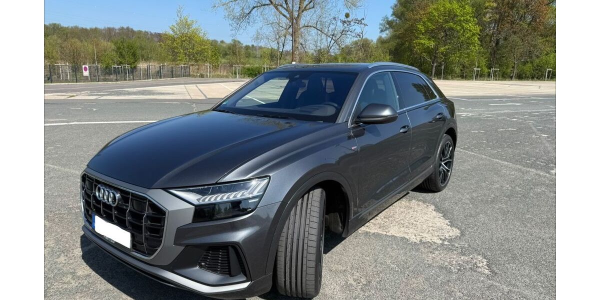 Audi Q8 128.225 km 47.999 &euro; Braunschweig 38106
