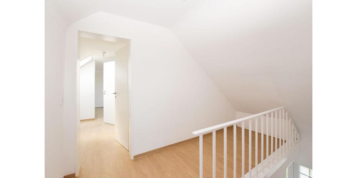 Einfamilienhaus Wolfenbüttel Ahlum - 8 Zimmer, 186 m&sup2;, 1.900&euro; | Angebot:26284876