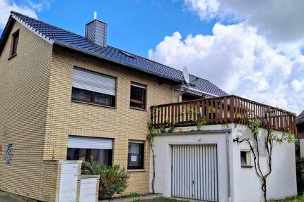 Haus Lehre Flechtorf - 6 Zimmer, 220 m&sup2;, 215.000&euro; | Angebot:26687999