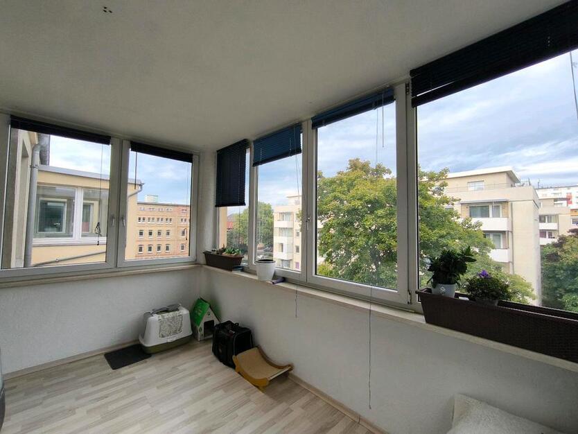 Gepflegte 3-Zimmer Wohnung mit Balkon im 3. OG in Braunschweig zimmer