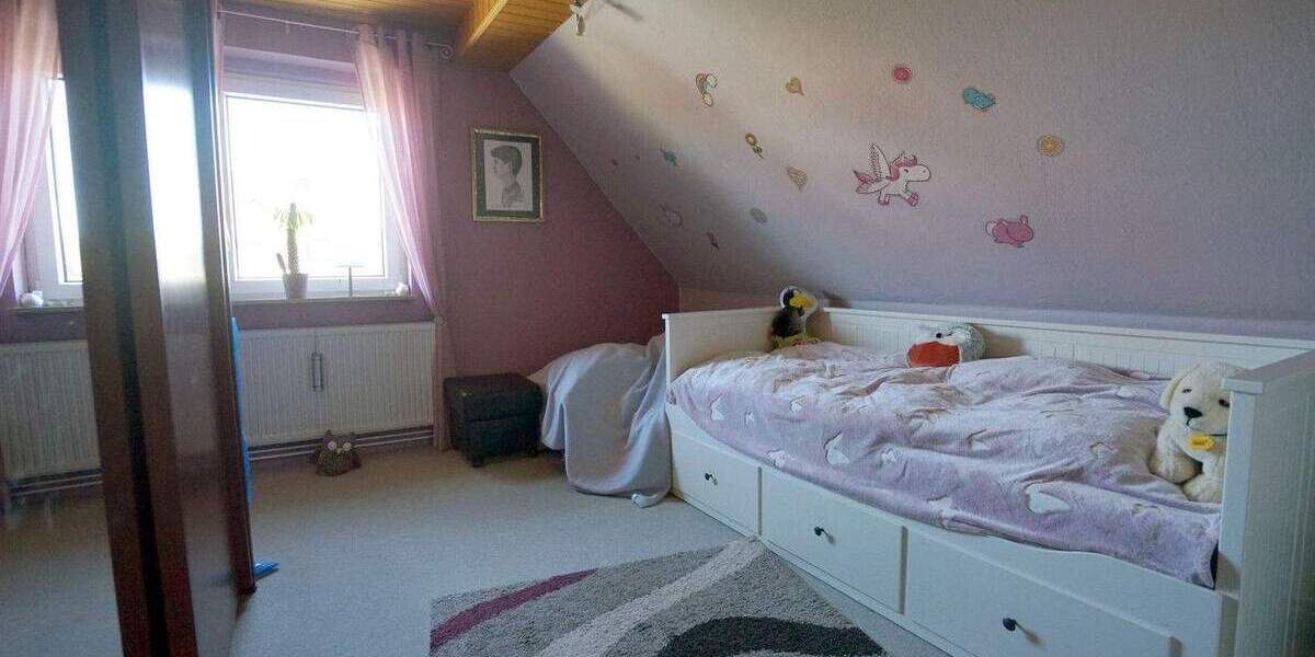 Kralenriede - Solide Doppelhaushälfte mit Gartengrundstück 4 zimmer