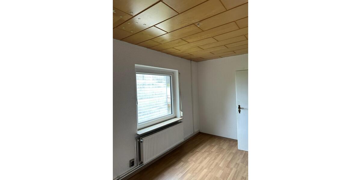 Etagenwohnung Salzgitter Ortschaft Südost - 4 Zimmer, 73 m&sup2;, 700&euro; | Angebot:26655646