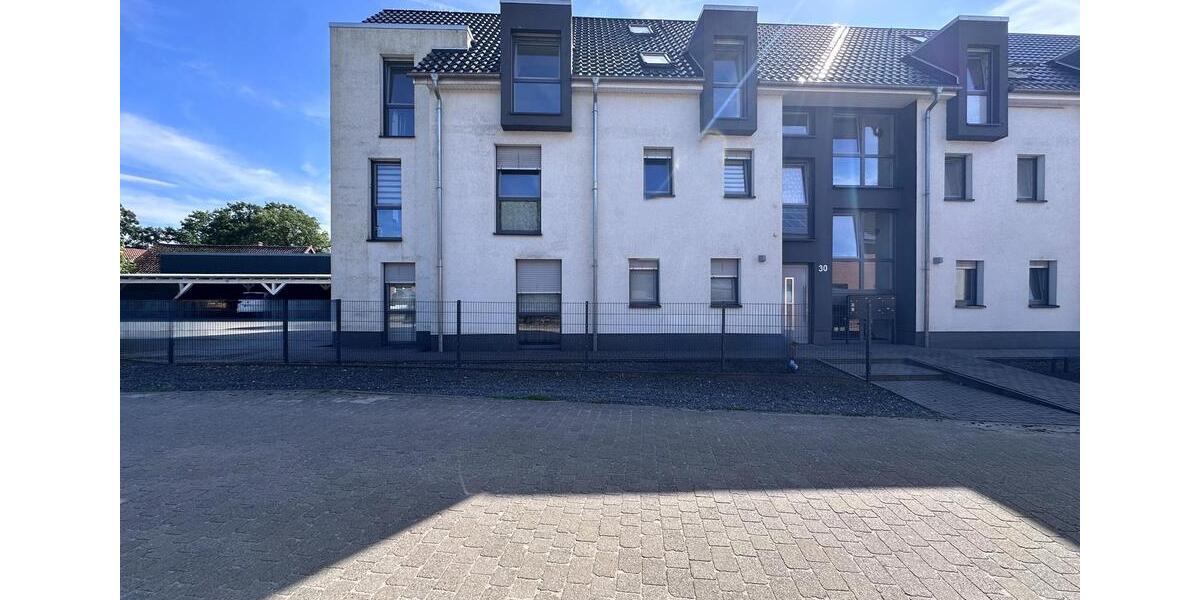 Etagenwohnung Sassenburg - 4 Zimmer, 110 m&sup2;, 1.050&euro; | Angebot:26675225