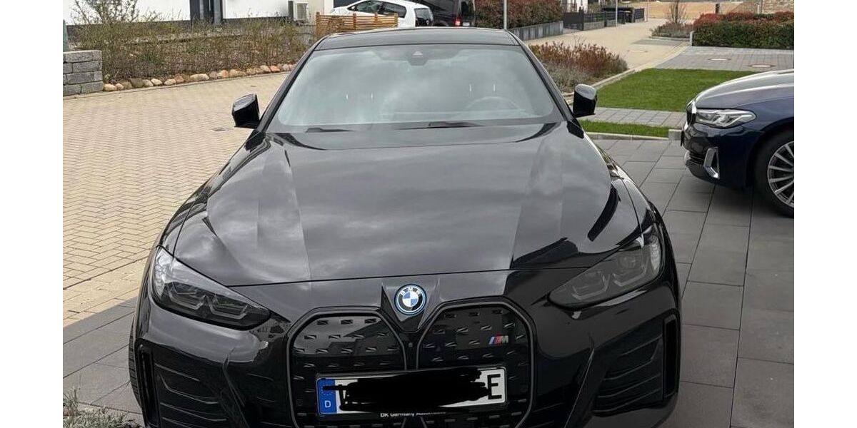 BMW i4 97.000 km 41.899 &euro; Denkte 38321