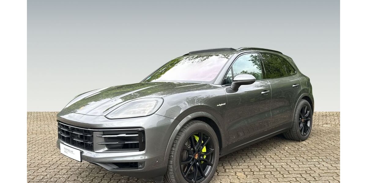 Porsche Cayenne 22.899 km 101.790 &euro; Braunschweig 38114