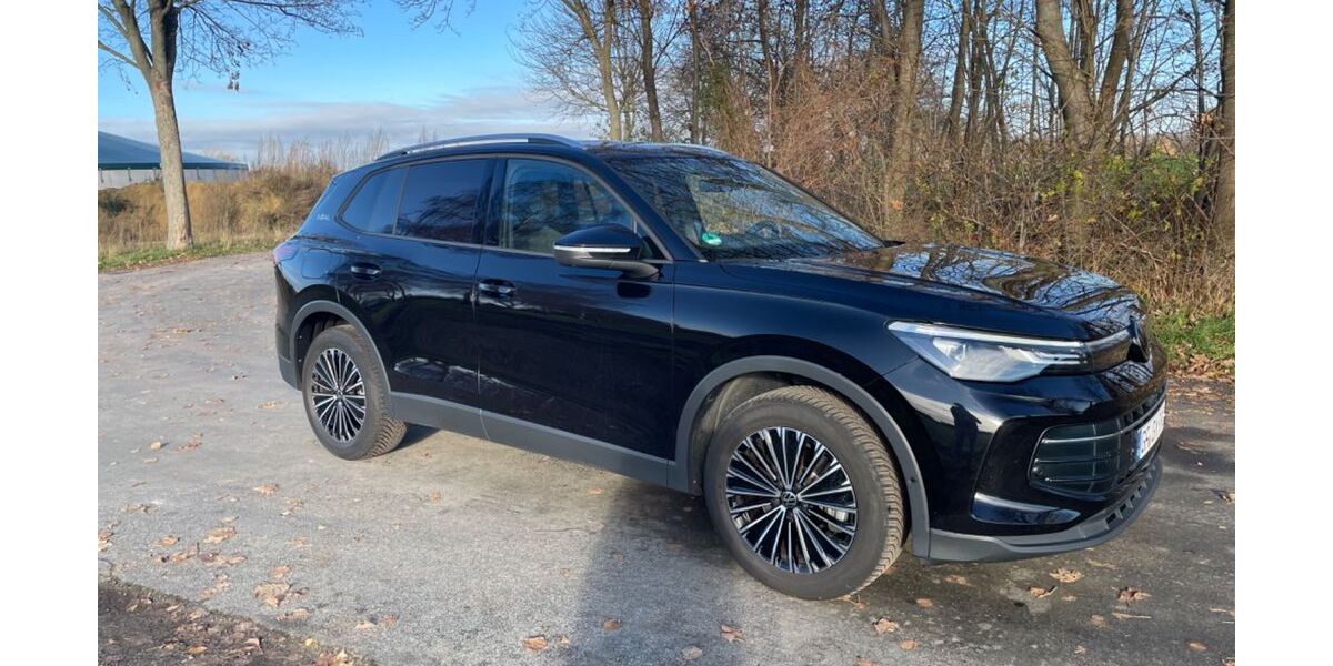 VW Tiguan 29.800 km 35.999 &euro; Meine 38527