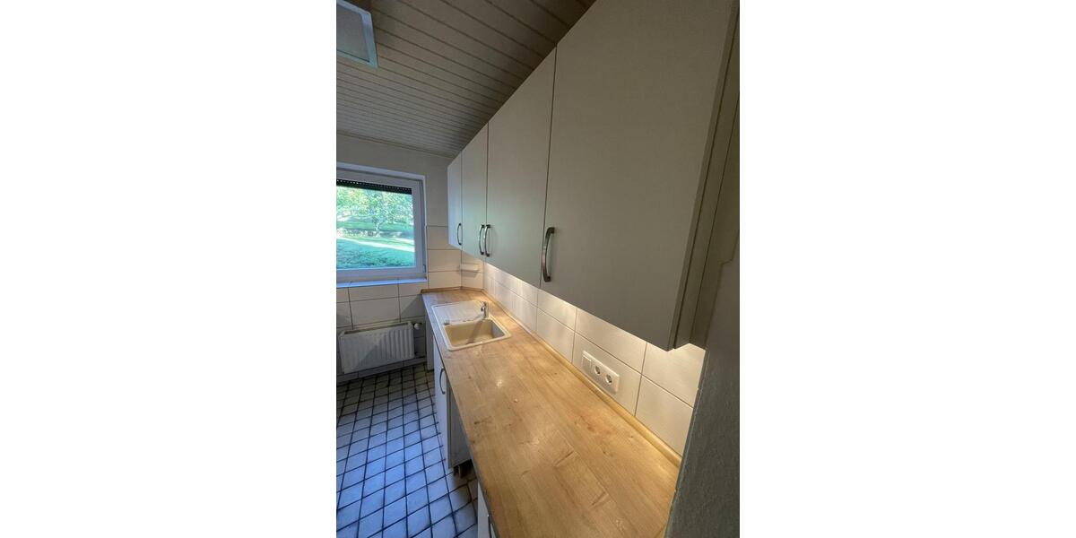 Erdgeschoßwohnung Wolfenbüttel - 4 Zimmer, 94 m&sup2;, 1.000&euro; | Angebot:25438434