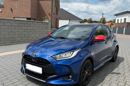 Toyota Yaris 102.000 km 15.700 &euro; Wolfenbüttel 38304