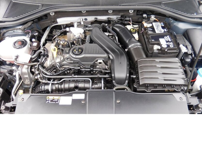 VW T-Roc 1.5 Life TSI BMT Navi Klima Standheizung 29.700 km 23.990 € Vordorf 38533