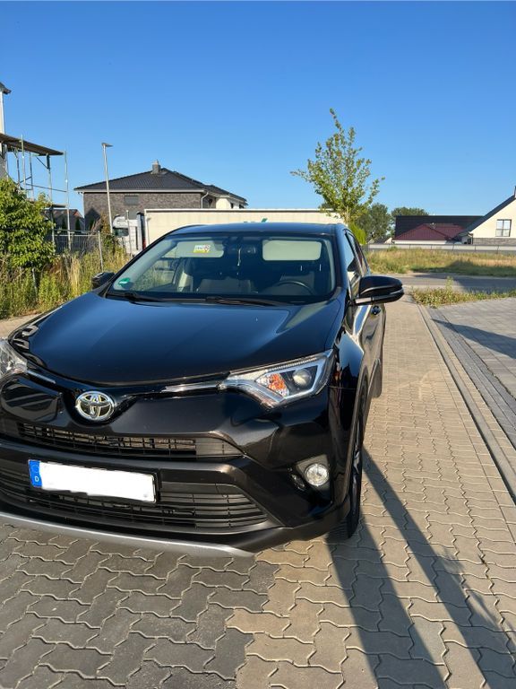 RAV 4