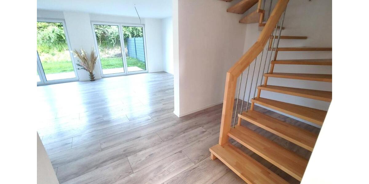 Doppelhaushälfte Lengede - 6 Zimmer, 165 m&sup2;, 1.980&euro; | Angebot:26451262