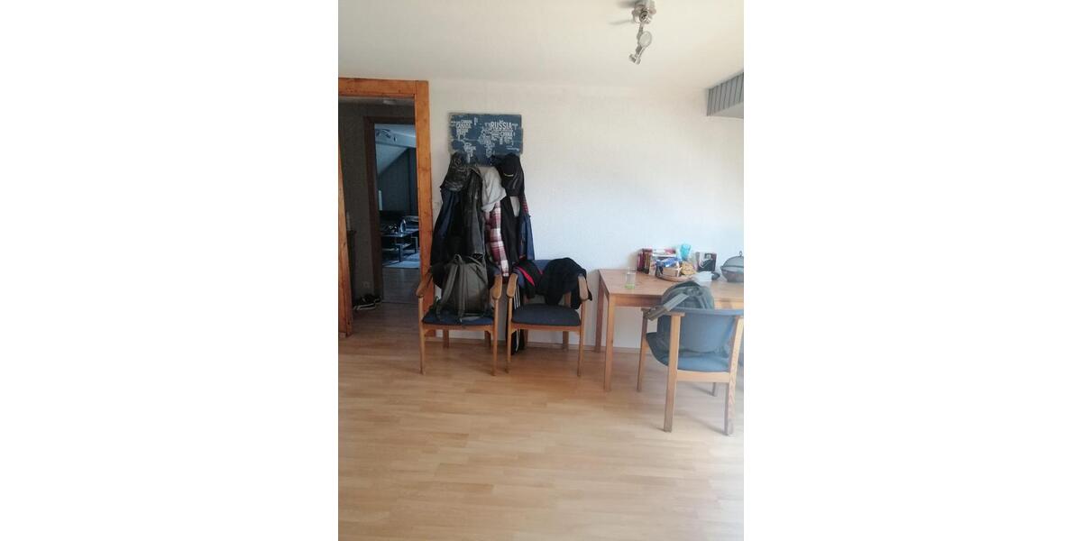 Dachgeschoßwohnung Lengede - 4 Zimmer, 50 m&sup2;, 410&euro; | Angebot:24785270