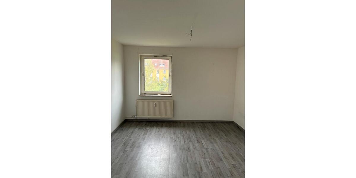 Etagenwohnung Salzgitter - 2 Zimmer, 49 m&sup2;, 293&euro; | Angebot:26670589