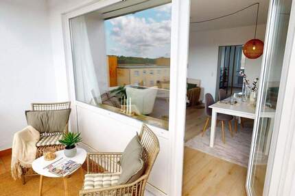 TRAUMHAFTE BALKONWOHNUNG ABSEITS DES TRUBELS - PKW STELLPLATZ INKL! 4 zimmer