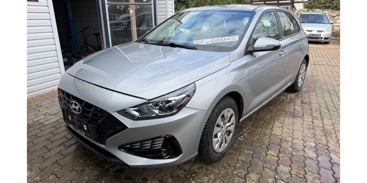 Hyundai i30 158.000 km 9.350 &euro; Wolfenbüttel (Halchter) 38304