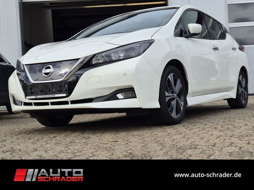 Nissan Leaf 43.708 km 14.950 € Braunschweig 38112