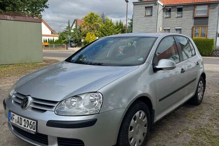 VW Golf 126.000 km 2.650 &euro; Ohrum 38300