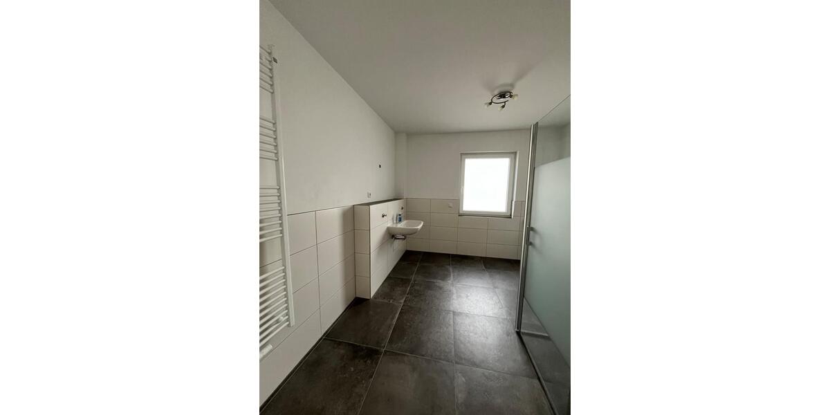 Erdgeschoßwohnung Wolfenbüttel Adersheim - 3 Zimmer, 128 m&sup2;, 1.390&euro; | Angebot:24511555