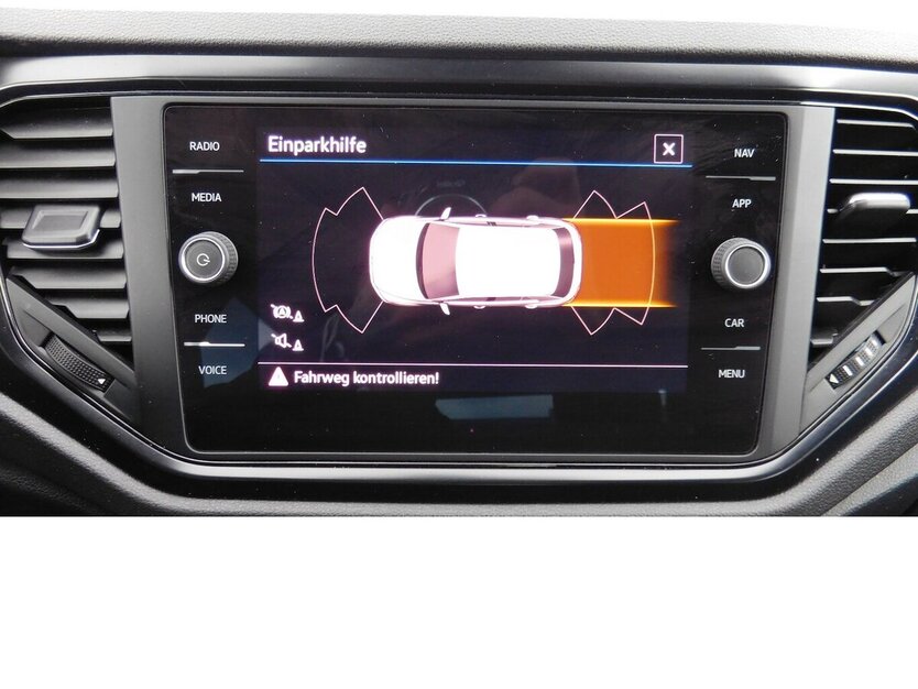 VW T-Roc 1.0 Life TSI BMT Navi Klima Alu 47.400 km 17.990 € Vordorf 38533