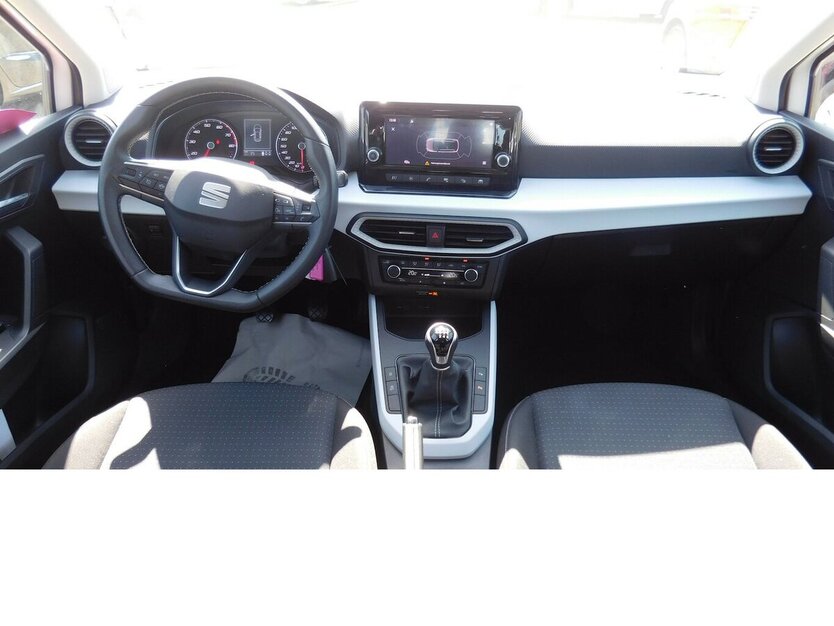 Seat Arona 1.0 Style TSI BMT Klima Navi Alu 32.100 km 15.990 € Vordorf 38533