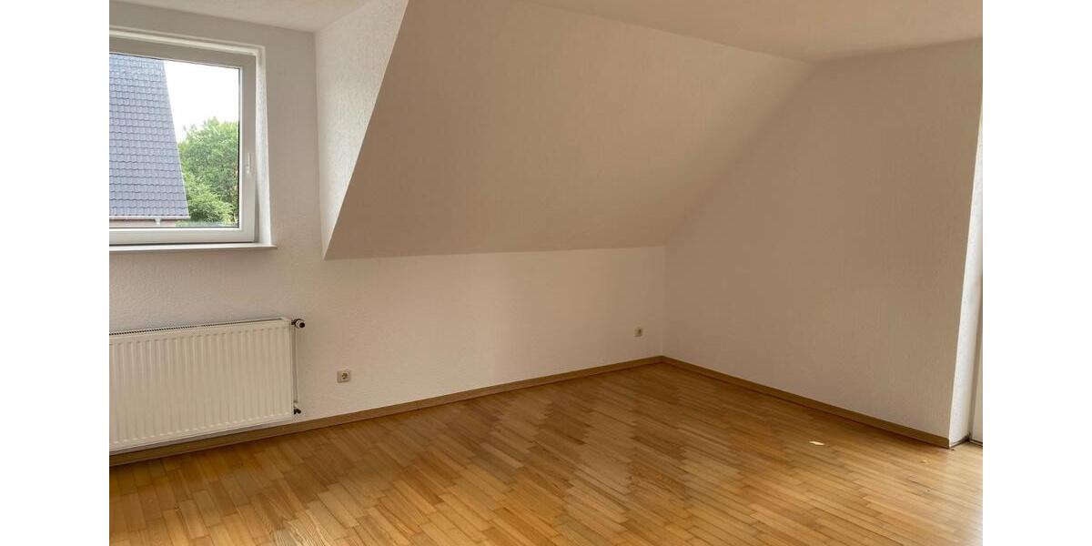 Einfamilienhaus Sassenburg - 6 Zimmer, 145 m&sup2;, 1.200&euro; | Angebot:24369265